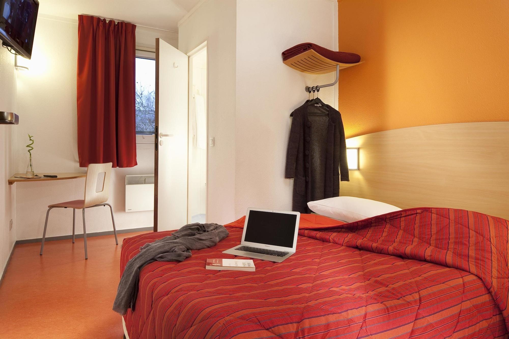 Fast Hotel Les Ulis - Courtaboeuf Esterno foto