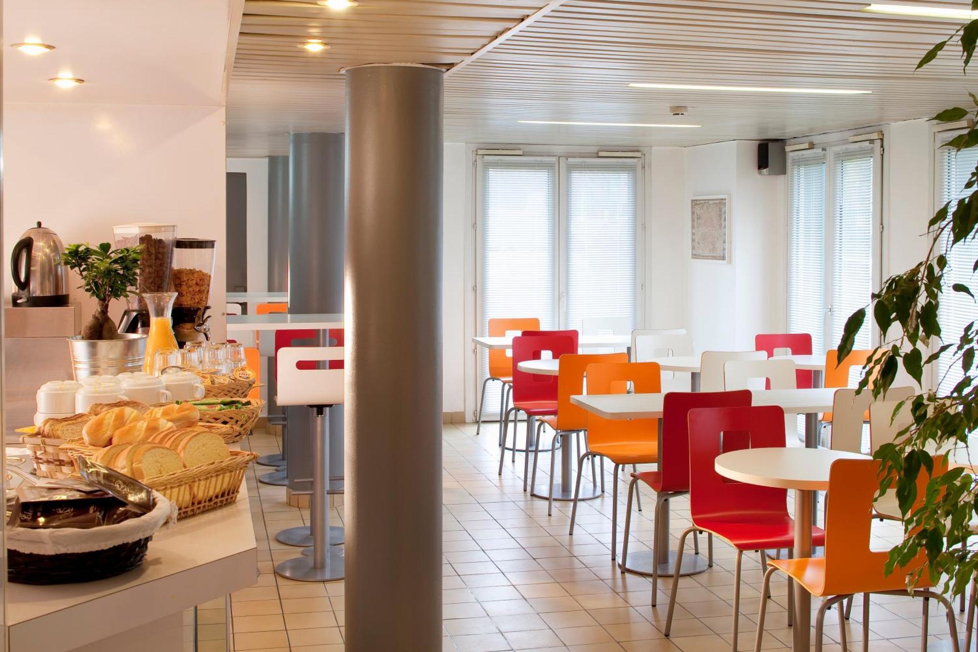 Fast Hotel Les Ulis - Courtaboeuf Esterno foto